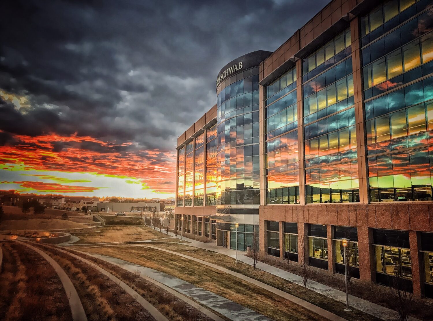 2021 Award Honoree Charles Schwab Colorado Business Committee For   Sunset In Lone Tree 